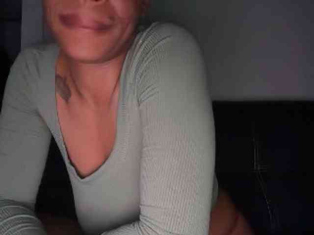 DelightfulDark webcam