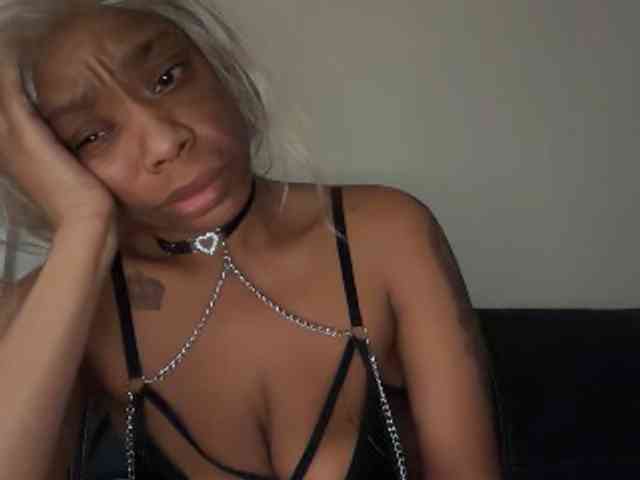 DelightfulDark webcam