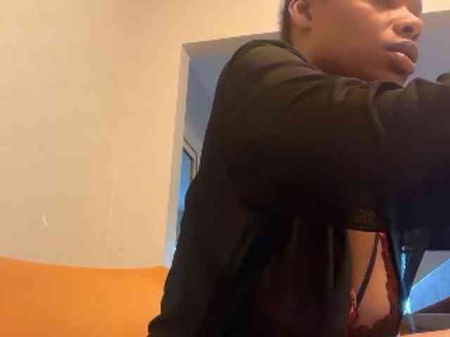 DelightfulDark webcam