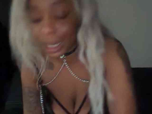 DelightfulDark webcam