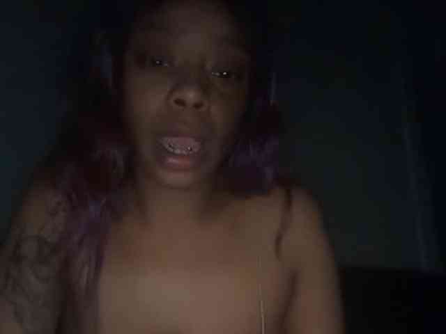 DelightfulDark webcam