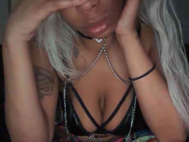 DelightfulDark webcam