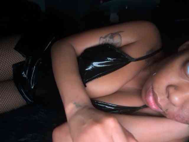 DelightfulDark webcam