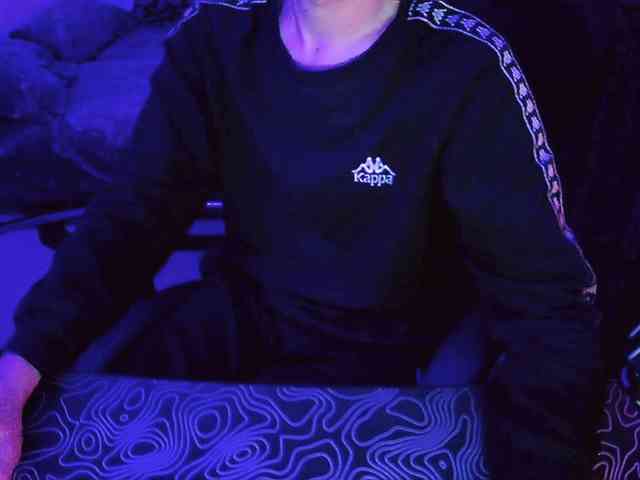 fame Live Webcam on BongaCams