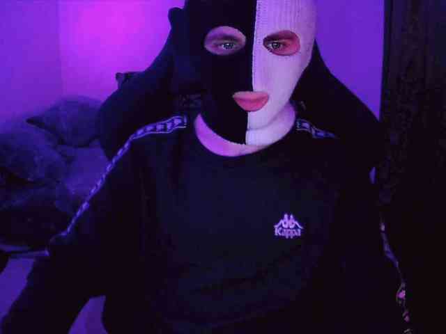 fame Live Webcam on BongaCams