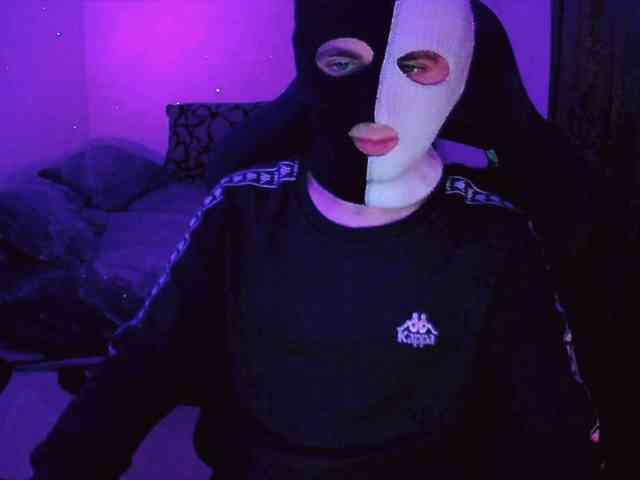 fame Live Webcam on BongaCams