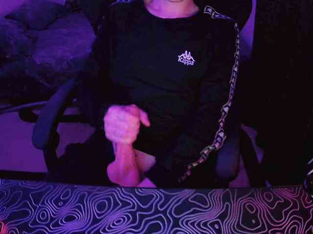 fame Live Webcam on BongaCams