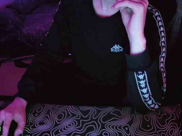 fame Live Webcam on BongaCams