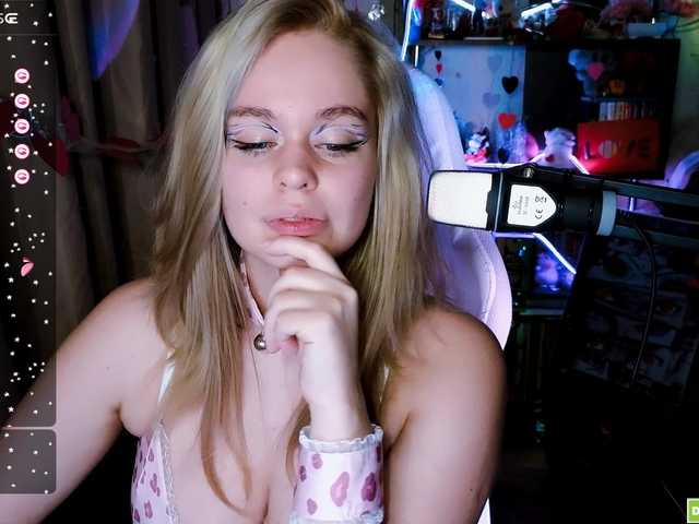 BadGirl2609's BongaCams show and profile