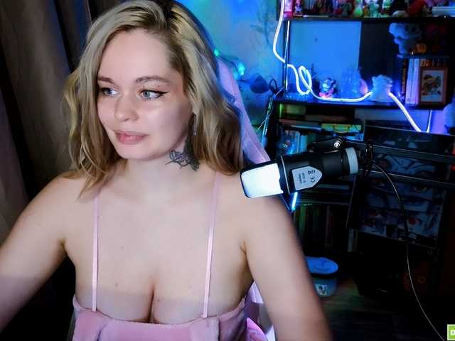 BadGirl2609's BongaCams show and profile