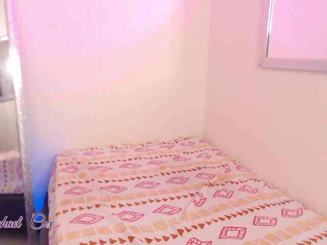 Michaelacox2 webcam