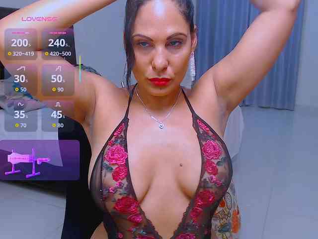 Модель: Latina-miss