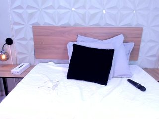 StaceyWhite Porn Show