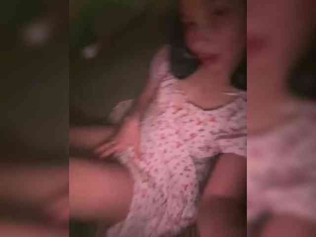 SweetieKittyy webcam