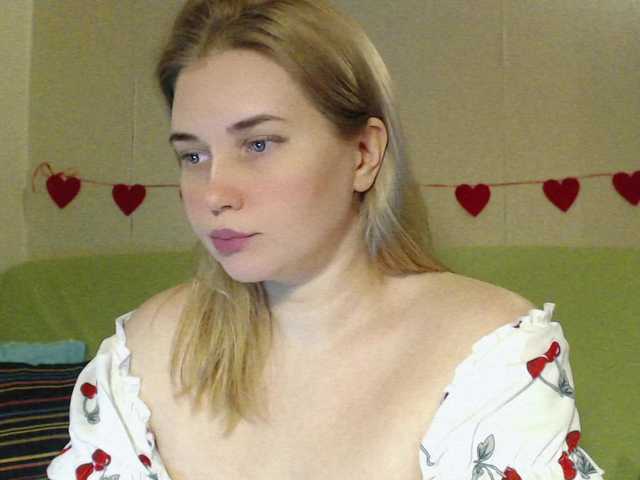 MissLilyAbrams's BongaCams show and profile