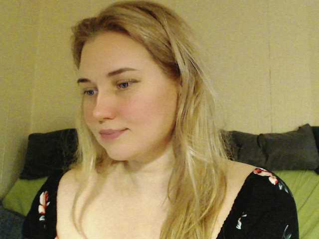 MissLilyAbrams's BongaCams show and profile