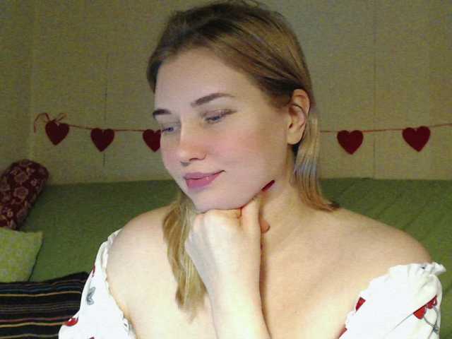 MissLilyAbrams's BongaCams show and profile