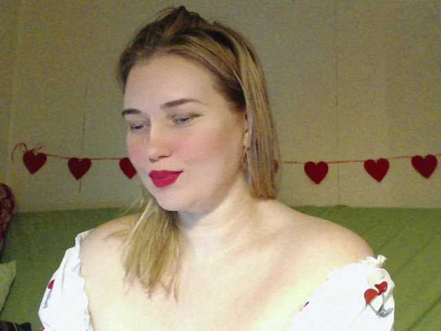 MissLilyAbrams's BongaCams show and profile