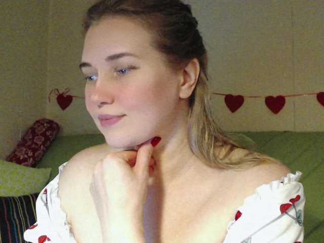 MissLilyAbrams's BongaCams show and profile