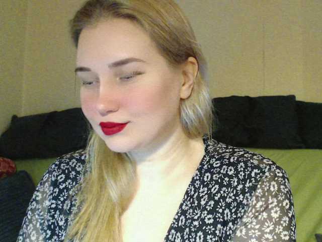 MissLilyAbrams's BongaCams show and profile