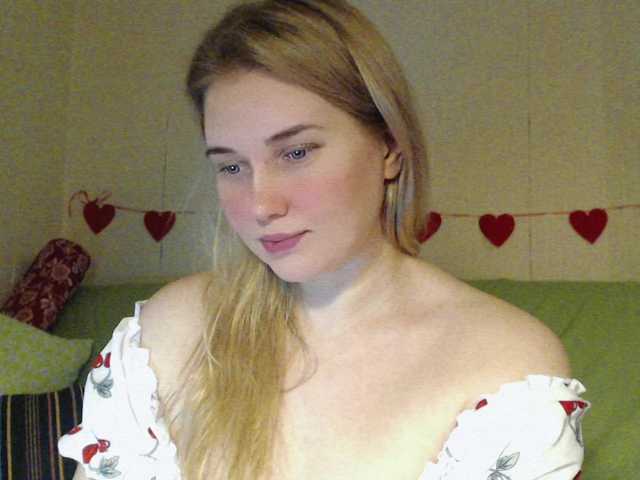 MissLilyAbrams's BongaCams show and profile