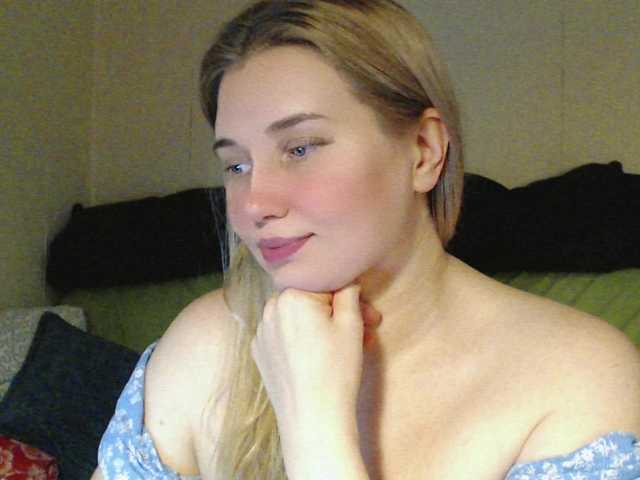 MissLilyAbrams's BongaCams show and profile