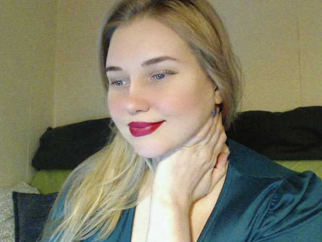 MissLilyAbrams's BongaCams show and profile