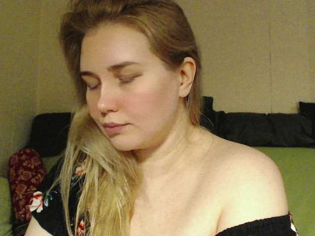 MissLilyAbrams from BongaCams is Freechat