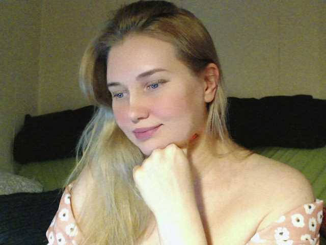 MissLilyAbrams's BongaCams show and profile