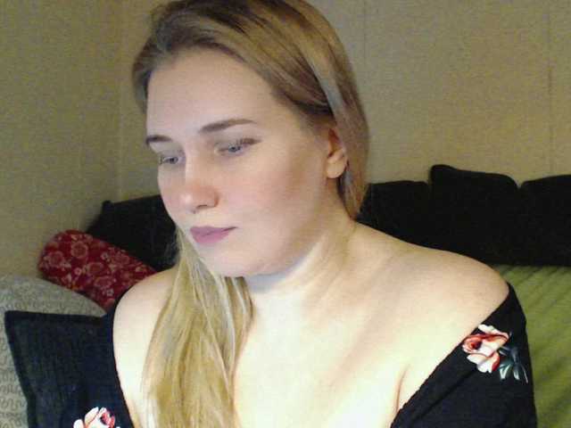 MissLilyAbrams's BongaCams show and profile