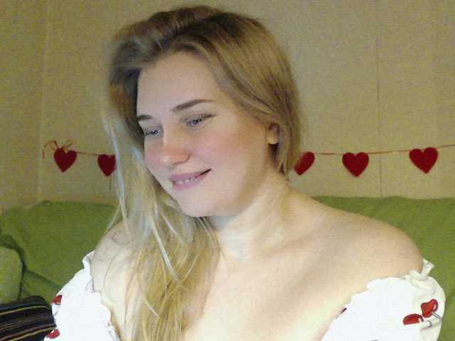 MissLilyAbrams's BongaCams show and profile