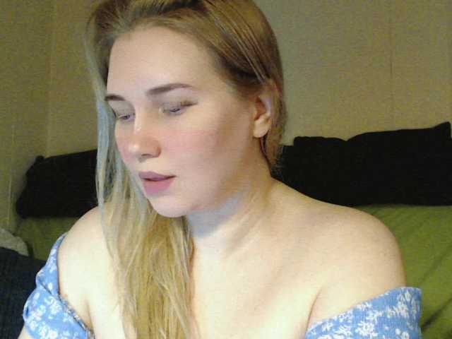 MissLilyAbrams's BongaCams show and profile