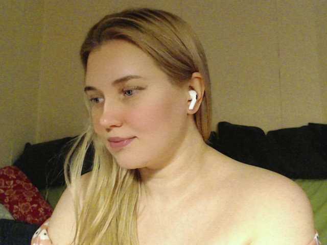 MissLilyAbrams live cam