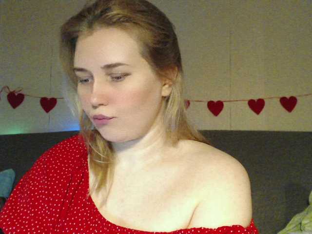 MissLilyAbrams's BongaCams show and profile