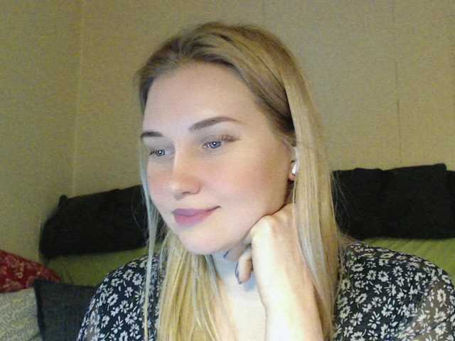 MissLilyAbrams's BongaCams show and profile