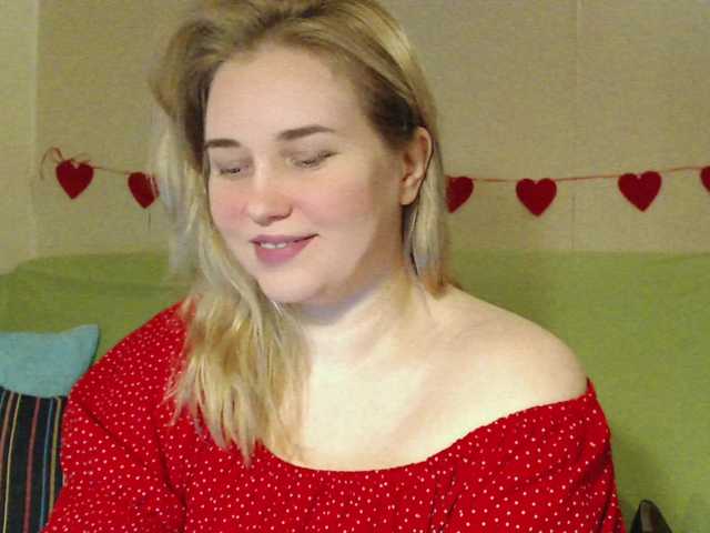 MissLilyAbrams's BongaCams show and profile