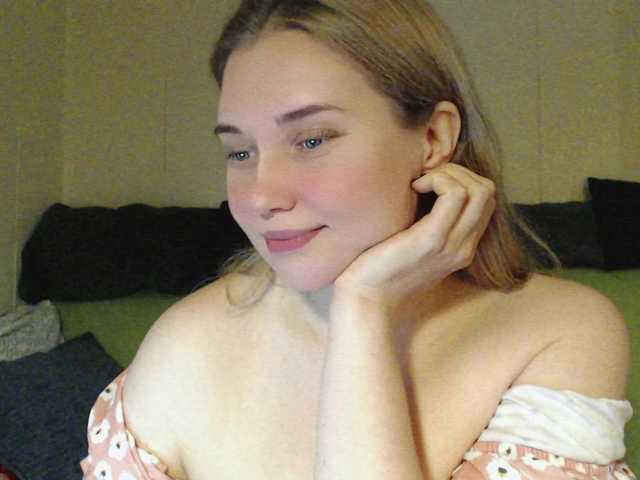 MissLilyAbrams's BongaCams show and profile