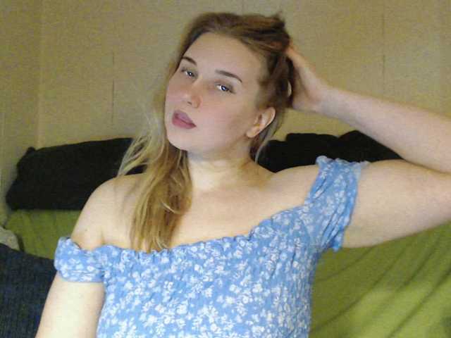 MissLilyAbrams live cam