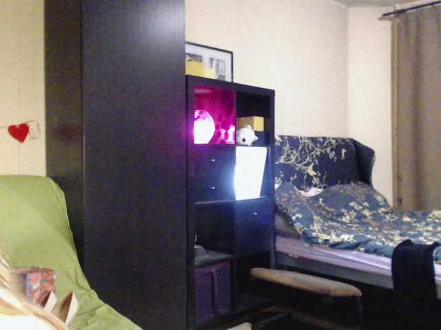 MissLilyAbrams's BongaCams show and profile