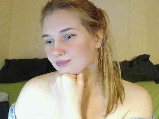 MissLilyAbrams Live Webcam on BongaCams