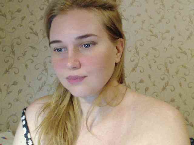 MissLilyAbrams Live Webcam on BongaCams