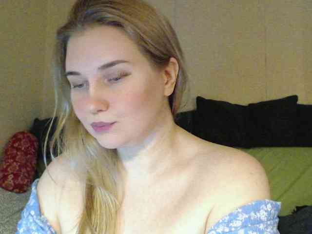 MissLilyAbrams Live Webcam on BongaCams