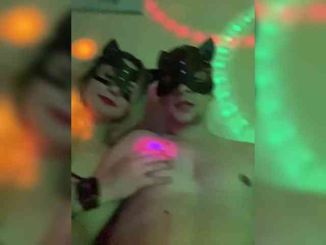 Robert_with_wife webcam