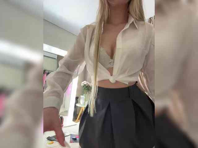 EmmaCrystall webcam