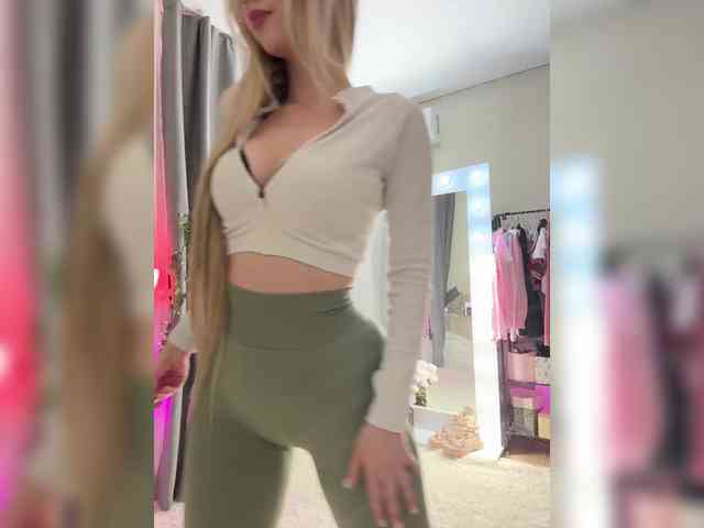 EmmaCrystall webcam