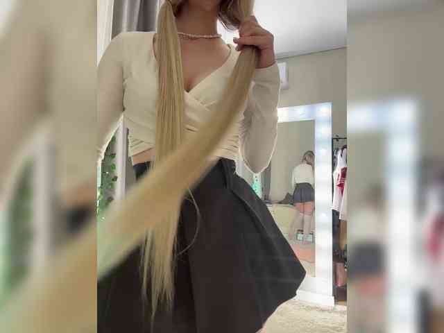 EmmaCrystall webcam