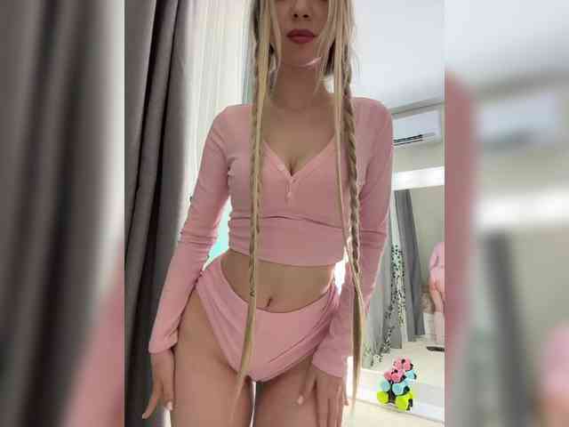 EmmaCrystall webcam