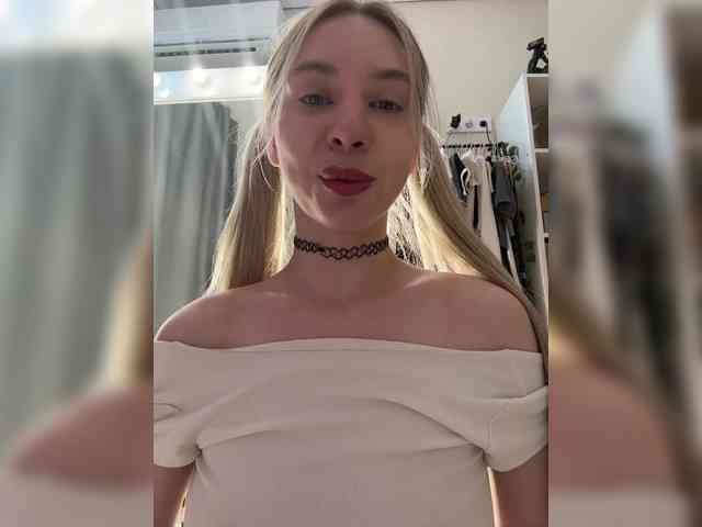 EmmaCrystall webcam