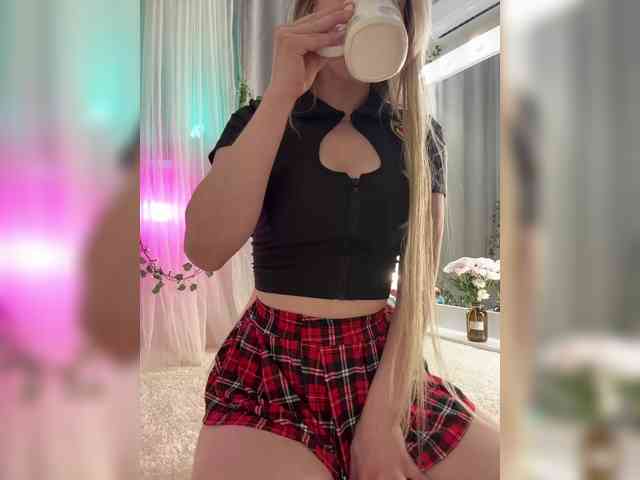 EmmaCrystall webcam