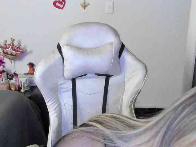 AndreinaSuann webcam